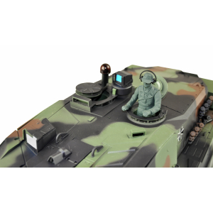 V7 Heng Long Leopard 2A6, Version Tarn in 1:16 mit BB-Einheit/IR-System, Schwingarme aus Metall, V7-Platine